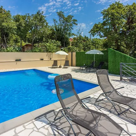 Einzigartige Mit Privatpool, Meerblick, Trampolin, Bikes Und Viele Wanderwege In Der Gegend Vakantiehuis