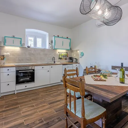 Vakantiehuis Einzigartige Mit Privatpool, Meerblick, Trampolin, Bikes Und Viele Wanderwege In Der Gegend *