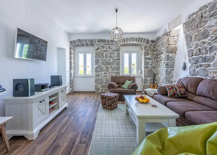 Vakantiehuis Einzigartige Mit Privatpool, Meerblick, Trampolin, Bikes Und Viele Wanderwege In Der Gegend *