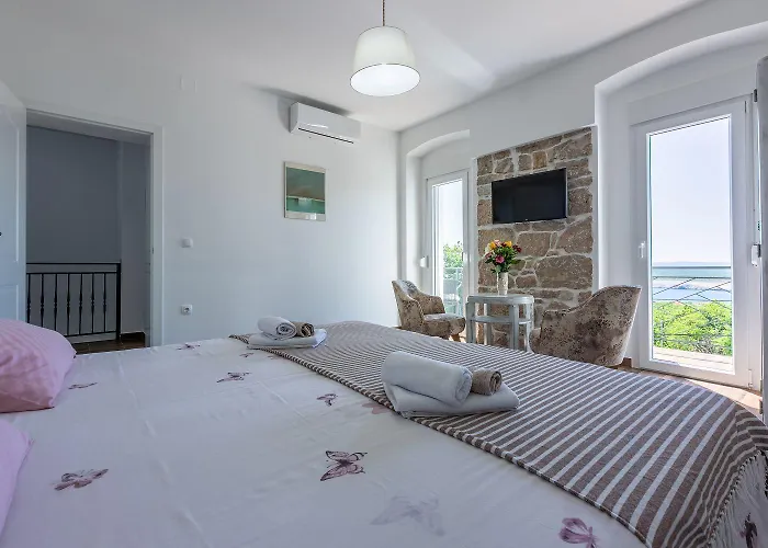 Einzigartige Mit Privatpool, Meerblick, Trampolin, Bikes Und Viele Wanderwege In Der Gegend Vakantiehuis *