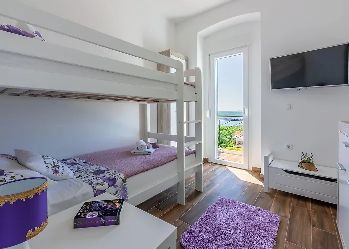 Einzigartige Mit Privatpool, Meerblick, Trampolin, Bikes Und Viele Wanderwege In Der Gegend Vakantiehuis *