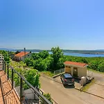 Einzigartige Mit Privatpool, Meerblick, Trampolin, Bikes Und Viele Wanderwege In Der Gegend * Jadranovo