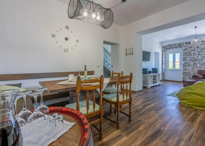 Einzigartige Mit Privatpool, Meerblick, Trampolin, Bikes Und Viele Wanderwege In Der Gegend