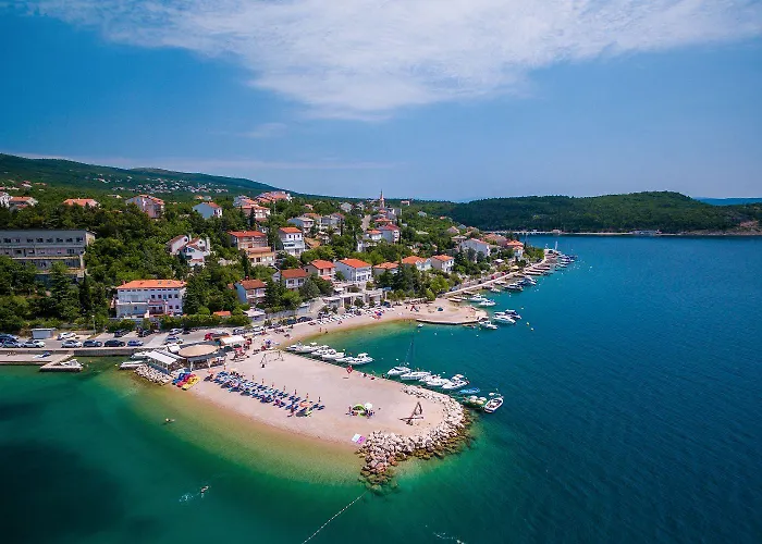 Einzigartige Mit Privatpool, Meerblick, Trampolin, Bikes Und Viele Wanderwege In Der Gegend יאדראנובו